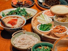 -包整·丝娃娃(一览甲秀楼风景店)