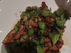 -松沪名灶·豆浆鱼头·新上海菜(飞航吾悦广场店)