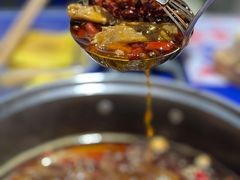 -马路边边串串香(苗栗路店)