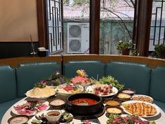 -贵府酸汤牛肉火锅·贵州老字号(飞山街店)