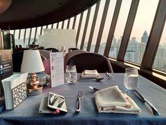 靠窗位-广州花园酒店·凌璇阁旋转餐厅CAROUSEL360