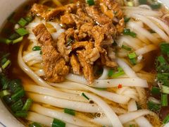 -矮子粉店1985·长沙米粉(湘春路店)