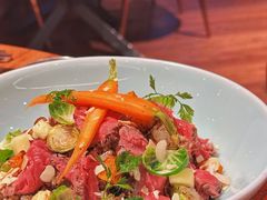 烤南瓜孢子甘蓝牛排沙拉-1886德国汽车餐厅(外滩中央店)