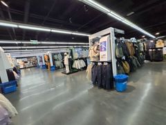 -迪卡侬(西三旗店)