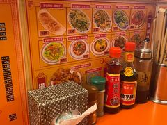 -拉面莊夢語＆中华料理八椿