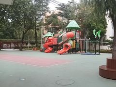 -红黄蓝幼儿园(颐东苑店)