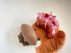 草莓大黄黑巧克力-The Georg(东华门店)