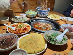 -大众跷脚牛肉馆·非遗传承单位(峨眉山店)