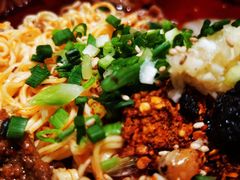 -成都你六姐·牛肉冒菜(城市集市合生汇店)