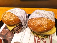 -The Habit Burger Grill 哈比特汉堡(复兴soho店)