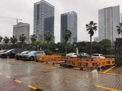 -世纪东方广场-停车场