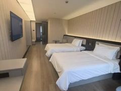 -汉庭(上海虹桥机场新店)
