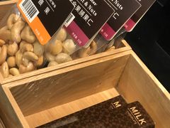 -星巴克(六合路店)