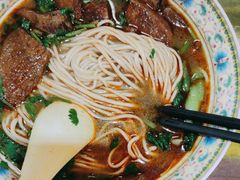 -金杨拉面王小吃面馆·牛三宝面·红烧牛肉粉