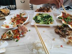 -覃记海鲜美食餐厅