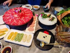 -德天肥牛海鲜火锅(城西银泰店)