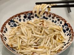 水芹菜炒干丝-小实惠嘉(威海路店)