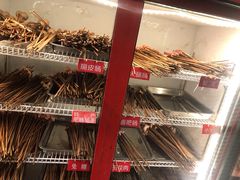 -钢管厂五区小郡肝串串香(蜀都万达店)