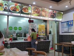 大堂-五星螺·柳州螺蛳粉(城中万达店)