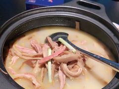 -凤凰湘语·海派湘菜(浦东旗舰店)