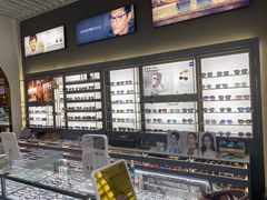 -三叶眼镜城(八佰伴店)