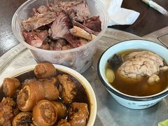 -金卯白肉罩火烧