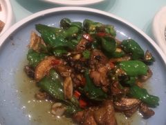 辣椒炒肉-梅飞酒家(名辉豪庭店)