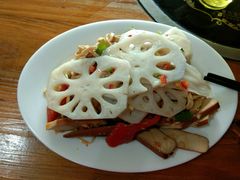 凉拌藕片-关记·河南烩面·大盘鸡