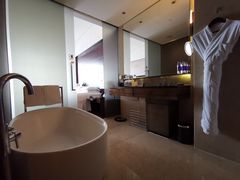 -广州天河希尔顿酒店