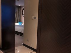 -青岛海尔洲际酒店