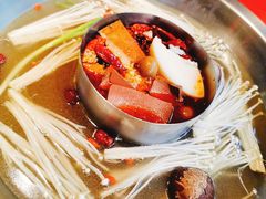 反转鸳鸯锅-谭鸭血老火锅(漳州路店)