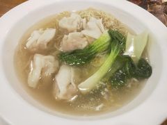 鲜虾云吞面-澳门陈光记烧味饭店(南京德基广场店)
