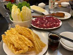 -胡须佬鸡煲四季火锅店(石厦西村直营店)