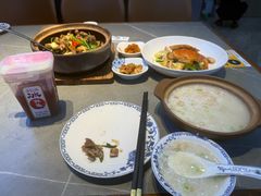 -赖厨潮汕砂锅粥