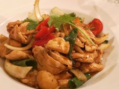 chicken and cashew nut-Thai Pothong Restaurant