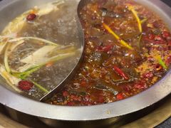 -沸炉重庆老火锅(军事博物馆店)