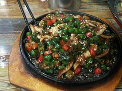铁板鱿鱼-八张桌子(老店)