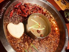 -谭鸭血老火锅(龙湖宝山天街店)