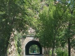涵洞-百里山水画廊乌龙峡谷