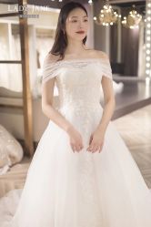 -Lady  Jane高端婚纱礼服馆