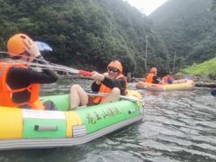 -安吉龙王山峡谷漂流