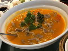 酸辣汤煮肥牛-皇朝尊会(龙之梦大酒店)