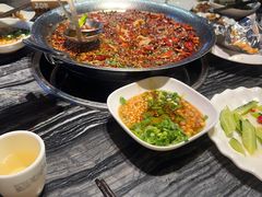 -老船舫·现做活鲜鱼馆(东郊记忆店)