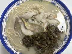 -明呈黄鱼面馆(斜土路店)
