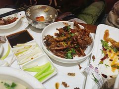 -梅利汴京烤鸭•开封豫菜地标店(东大街店)