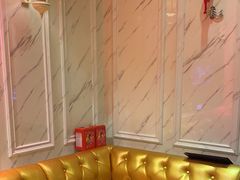 -皇马纯KTV·量贩·聚会(民治店)