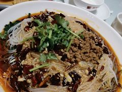 -吴记酱骨炖菜馆(西大直街店)