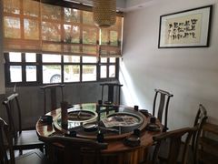 包厢-锅来乐地锅鸡(安亭店)