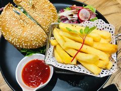 -威克特披萨汉堡