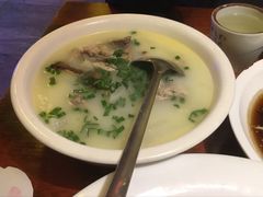 -明丰小渔馆(明月路店)
